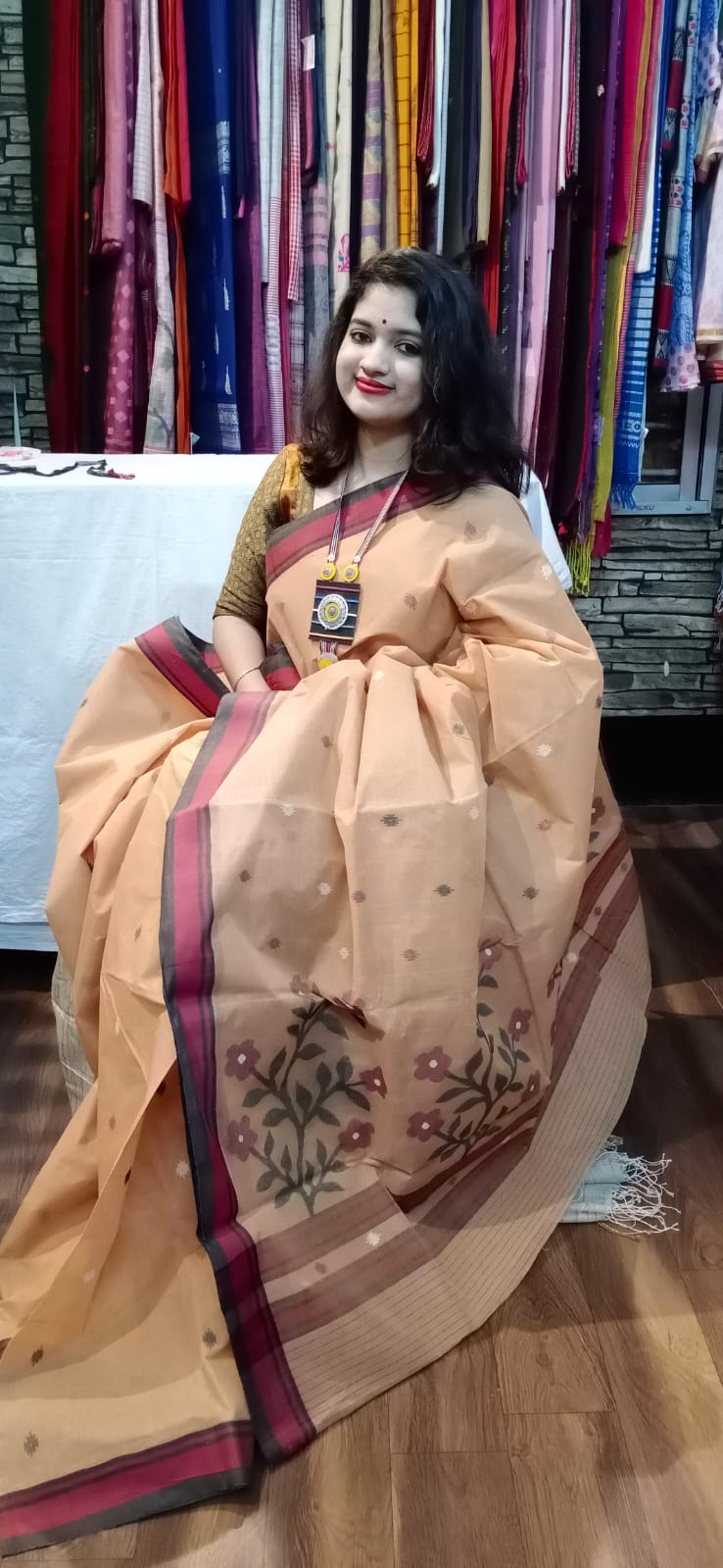 Hand made cotton jamdani saree