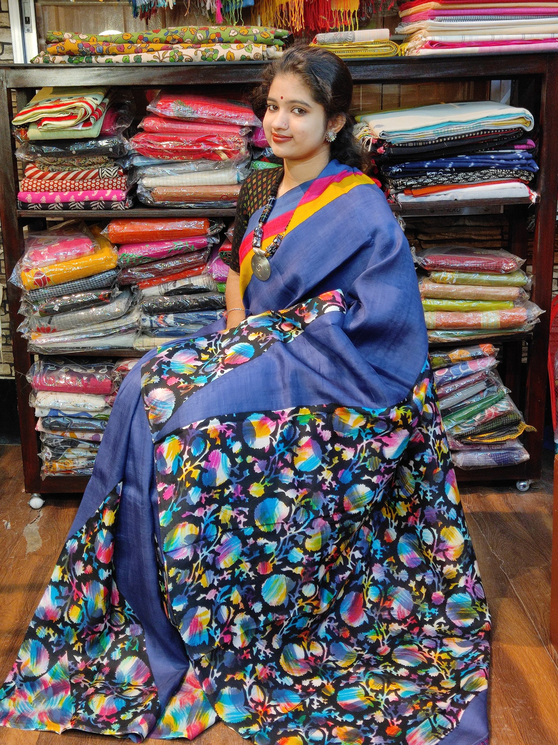 How this ISB graduate prioritised her passion for Banarasi sarees over a  fat cheque